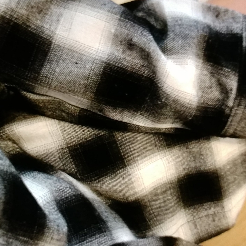 Plaid Top - Picture 5 of 6